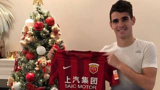 Oscar Xmaspresent.jpg
